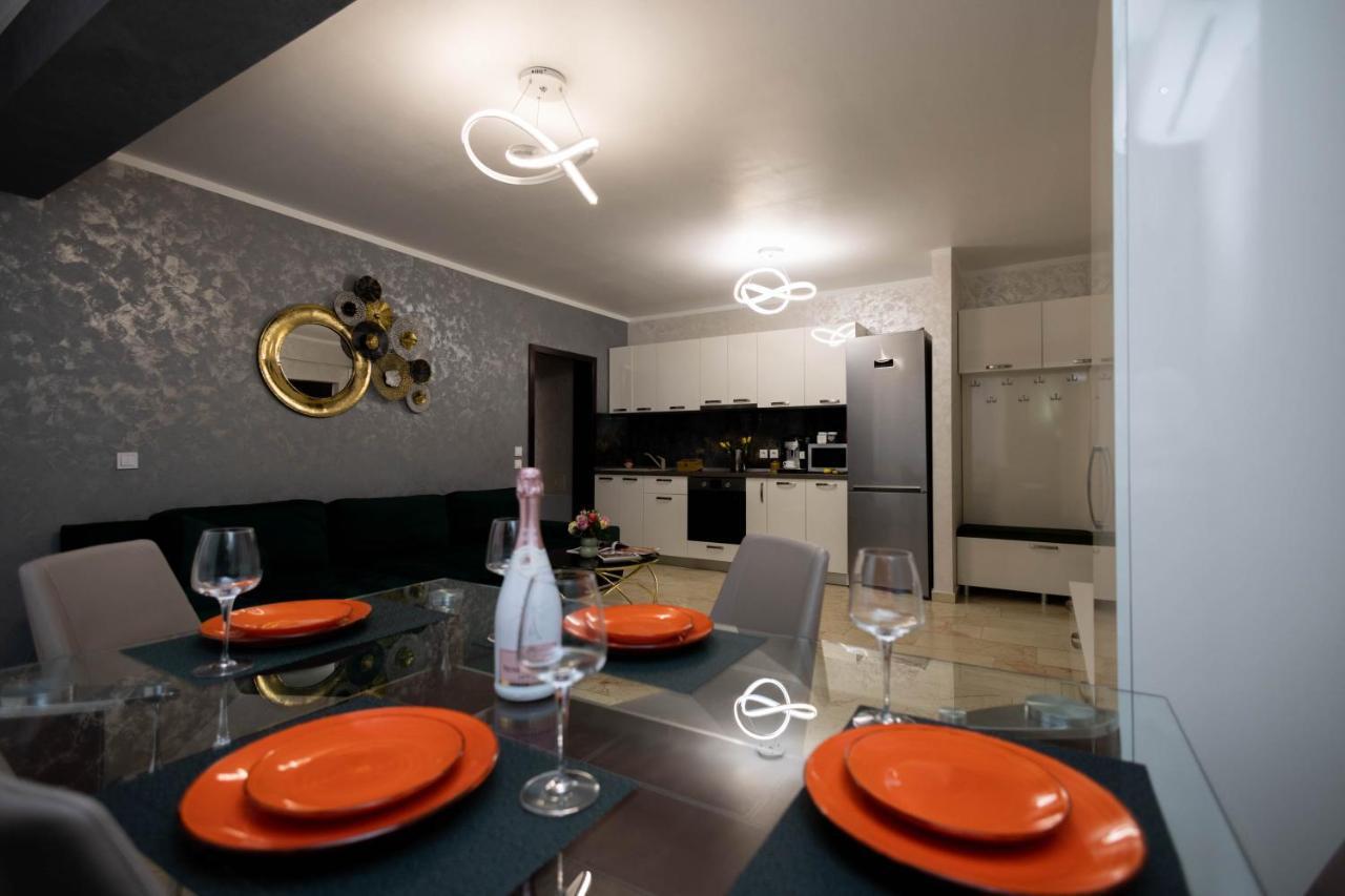 Central Apartament 3 Iasi Eksteriør billede
